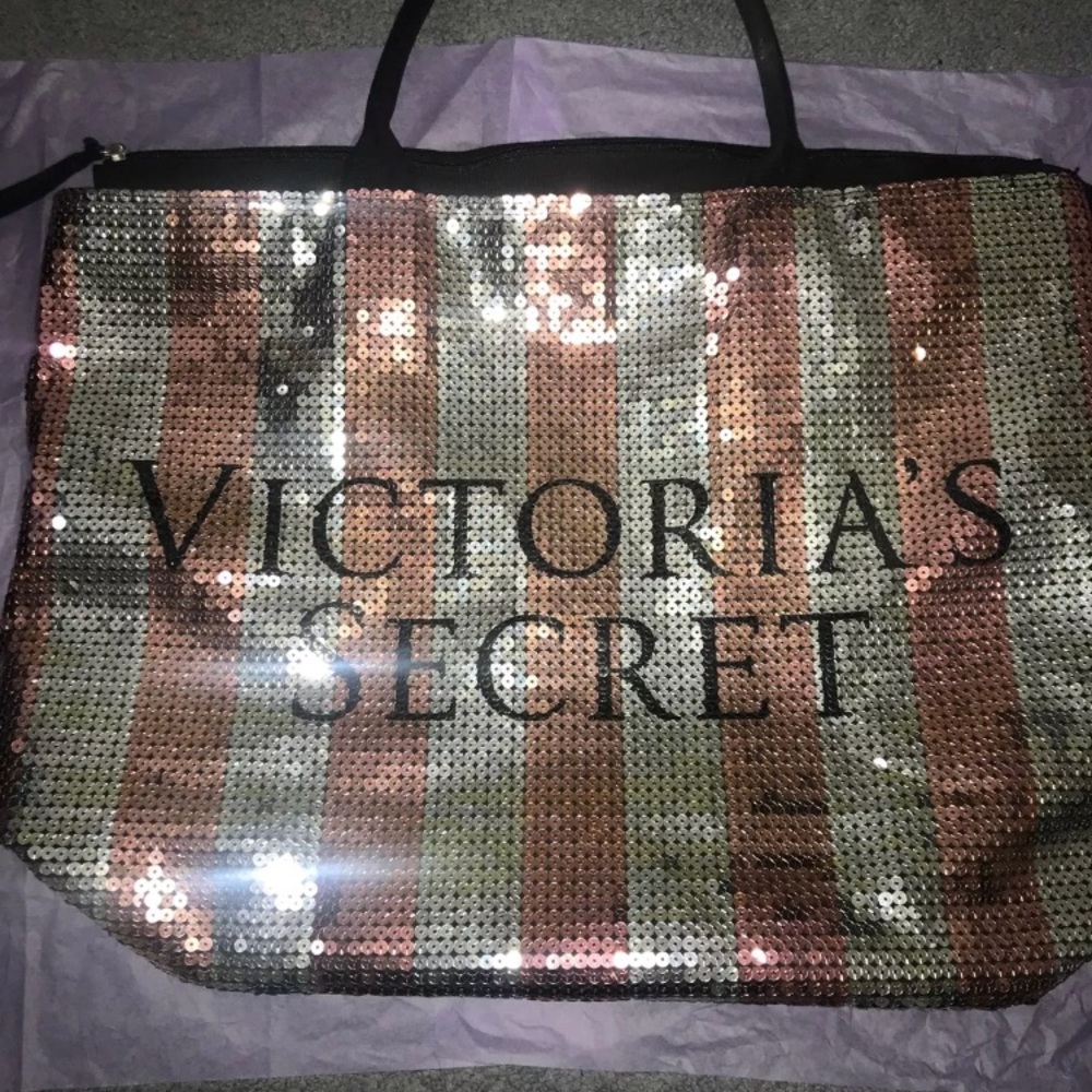Victoria’s Secret Tote
